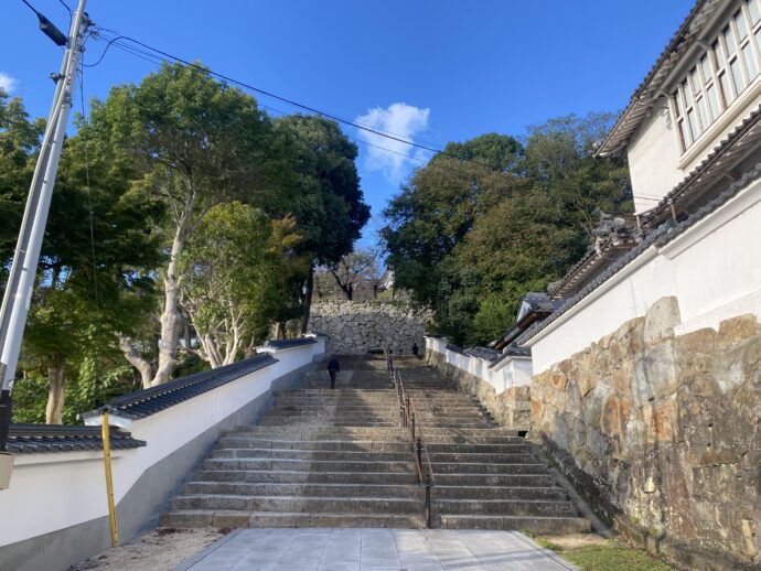 津山城の参道