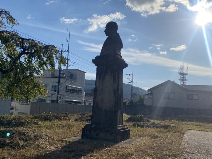 浮田佐平翁壽像