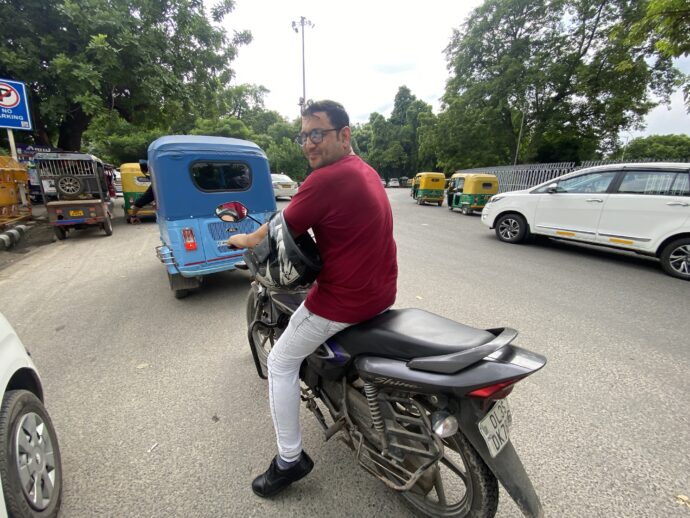 バイク男性
