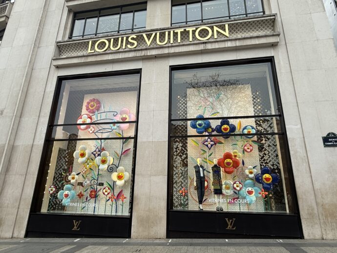 ルイヴィトンのショーケース
