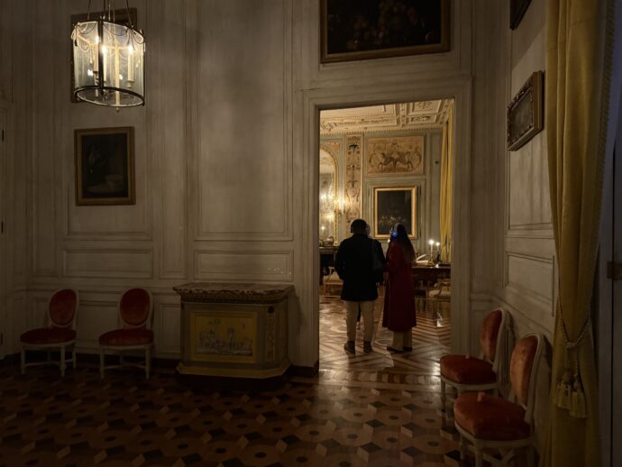 オテル・ドゥ・ラ・マリーヌ館内