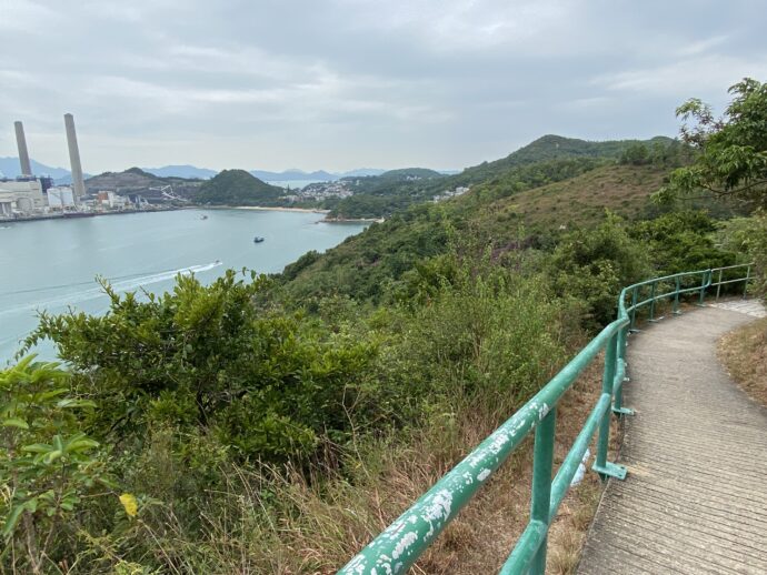 ラマ島ハイキングコース