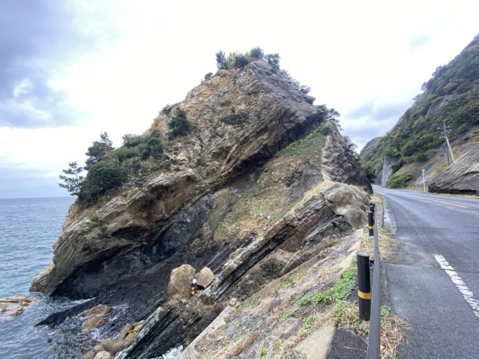 岩