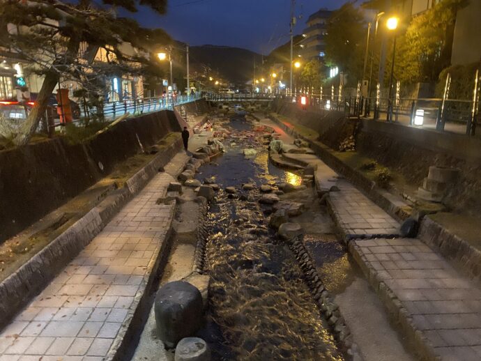 玉湯川