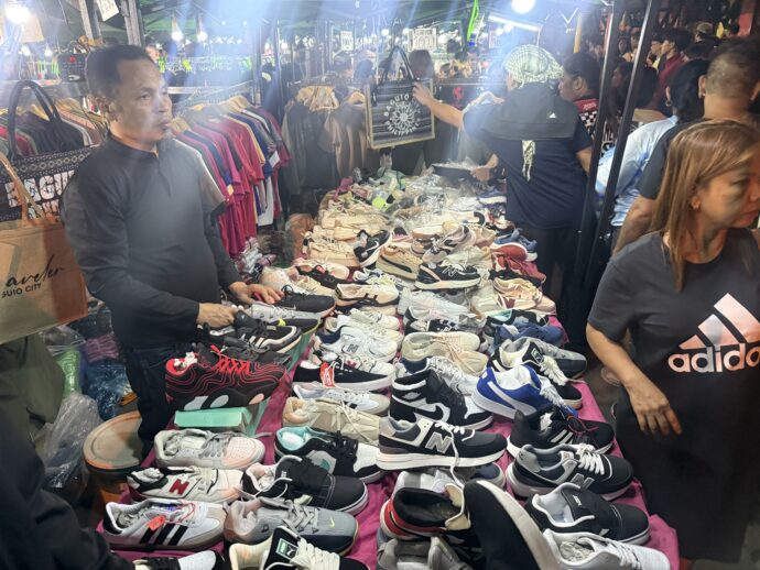 靴販売