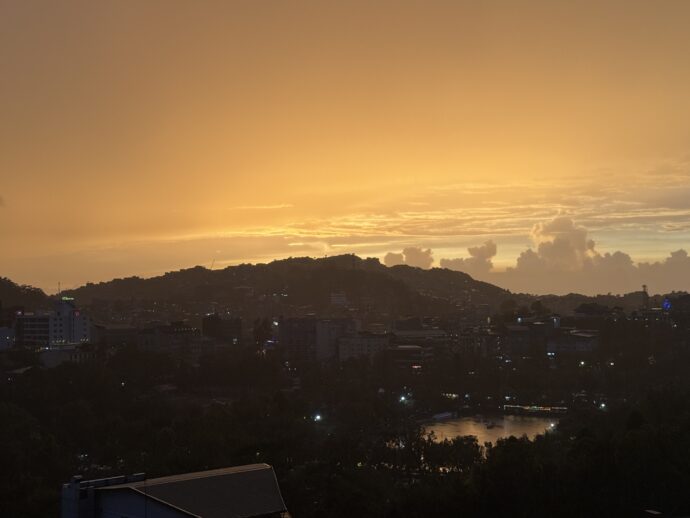 夕日