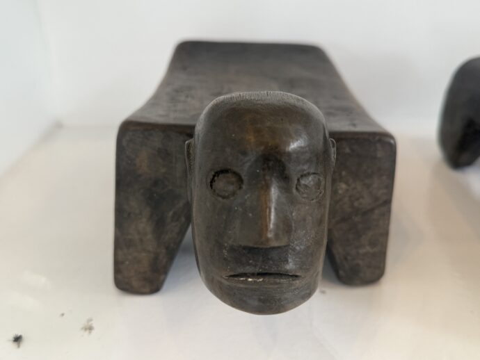 Cordillera Galleryの美術品