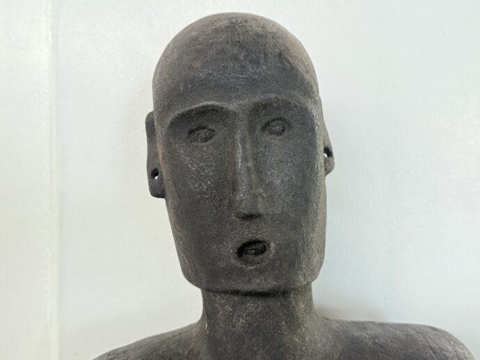 Cordillera Galleryの美術品