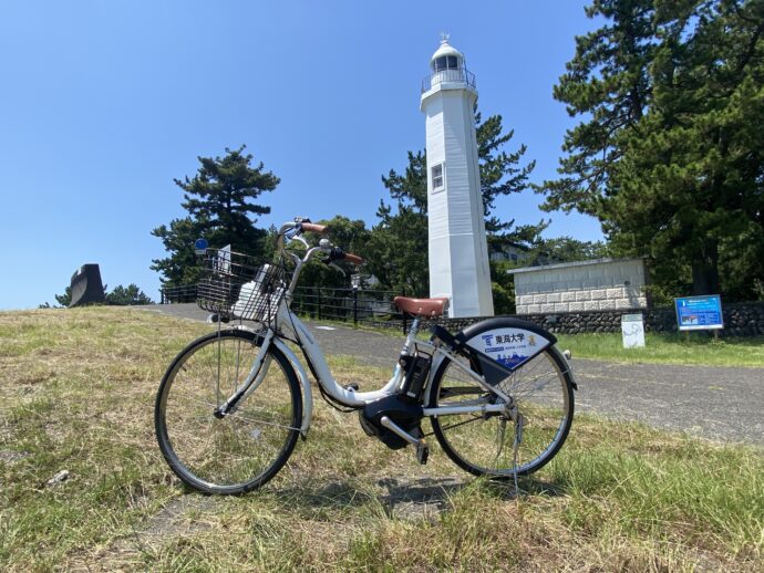 清水灯台と自転車