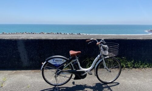 自転車と海