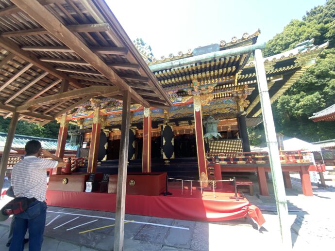久能山東照宮の拝殿・本殿