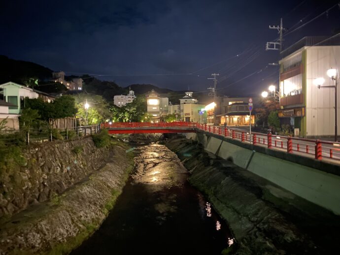 夜の桂川