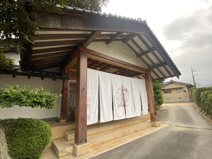 宿の出口
