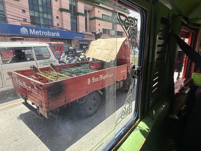ジプニー車内から見える外の景色