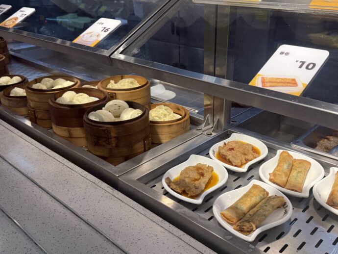 ショーケースのお惣菜