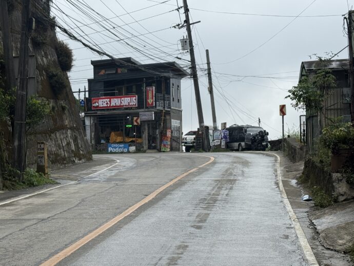 タムアワンビレッジへの道路
