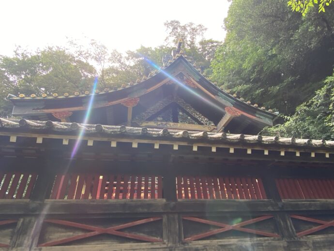 麓山神社の壮麗な社殿