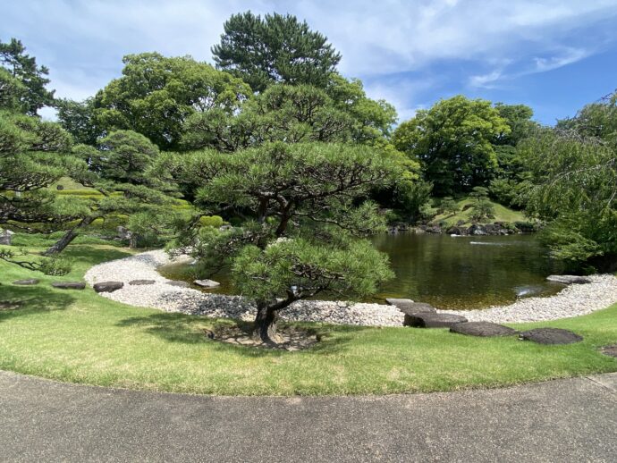 紅葉山庭園