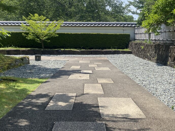 紅葉山庭園