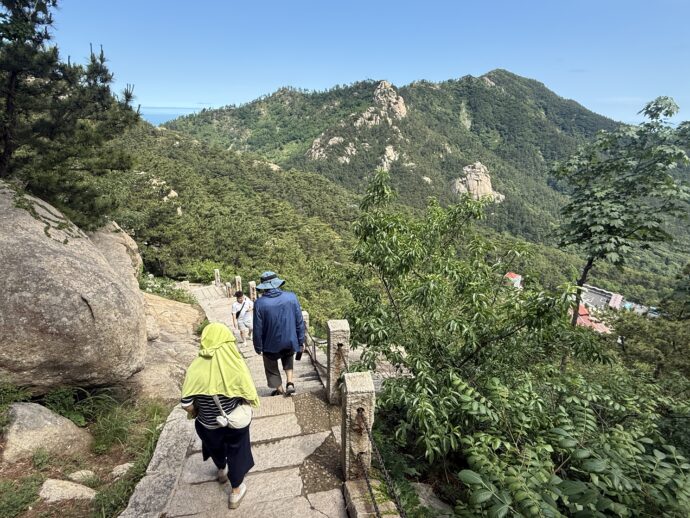 ラオシャン登山コース