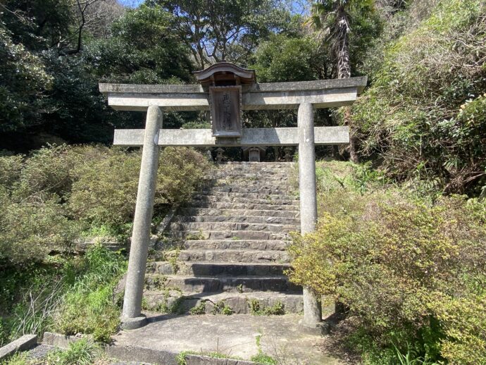 鳥居