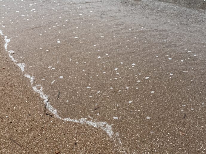 第一海岸の綺麗な海水