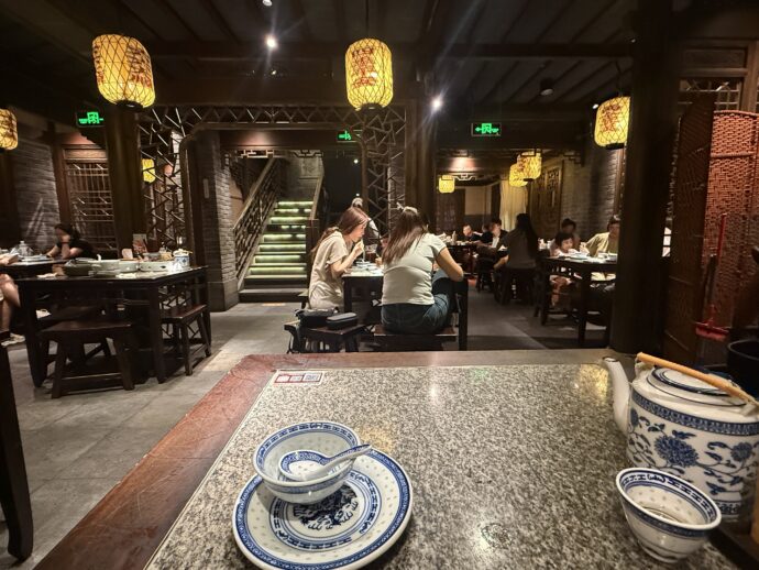 南京大牌档の店内