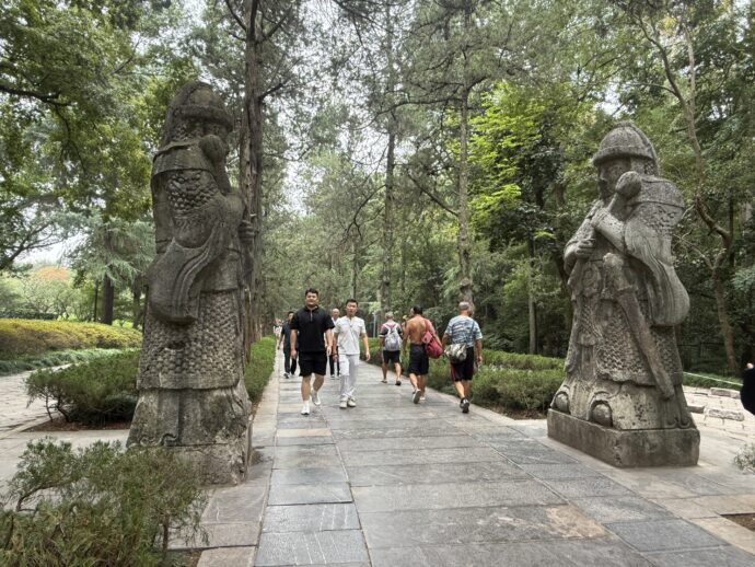 翁仲路神道