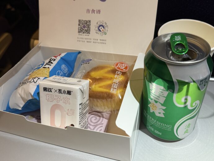 吉祥航空の機内食