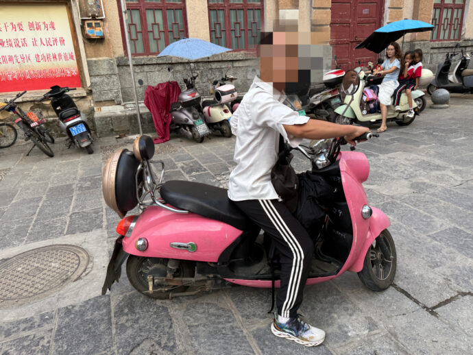 バイクタクシー