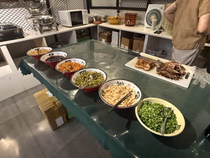 ホテルの朝食会場