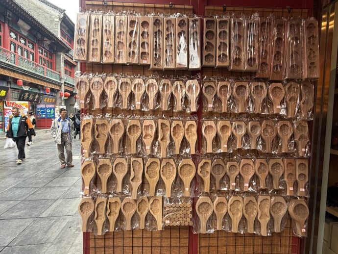 しゃもじがならぶ