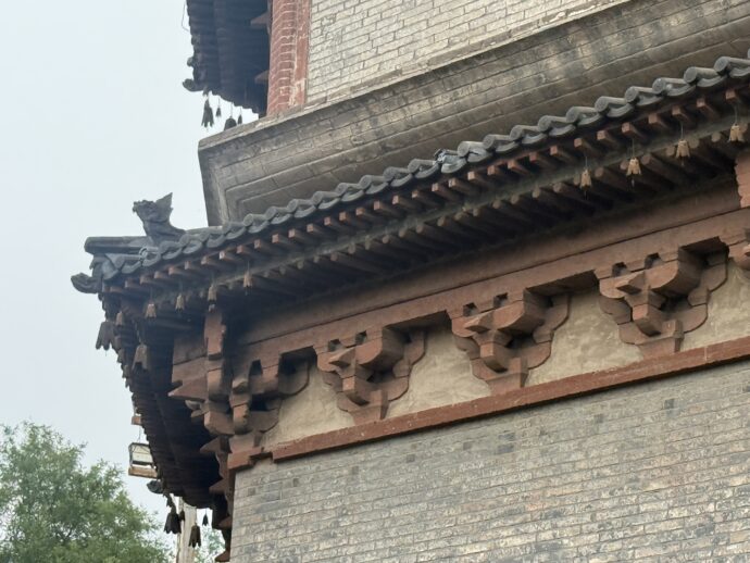 凌霄塔のひさし