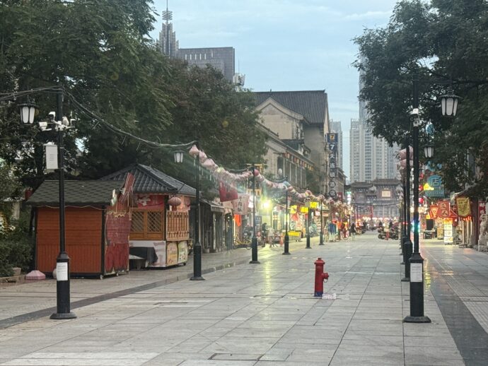 閑散とした広場