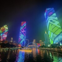 解放橋から見えるライトアップ