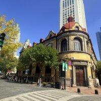 開放北路の欧風建築