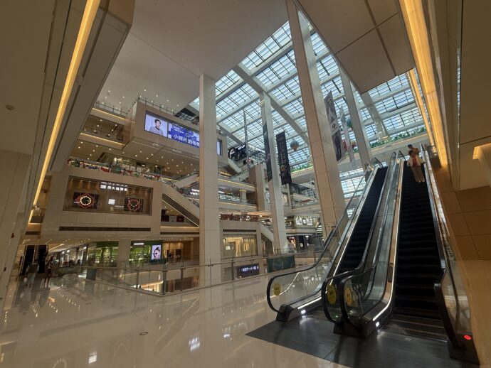 ショッピングモール