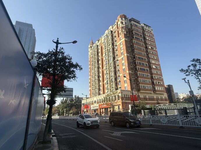 博愛路沿いの建物