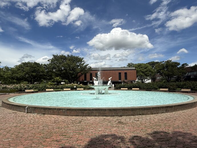 久留米市美術館の噴水