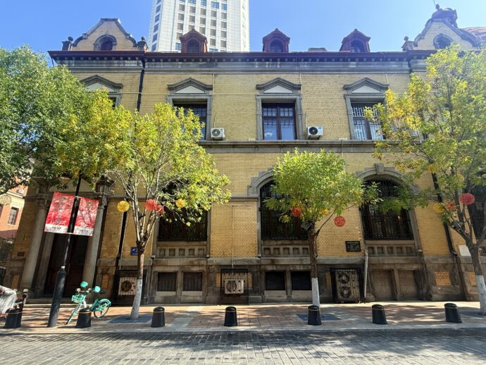 解放北路の建物