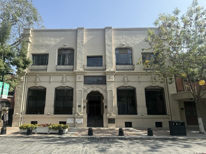 解放北路の建物