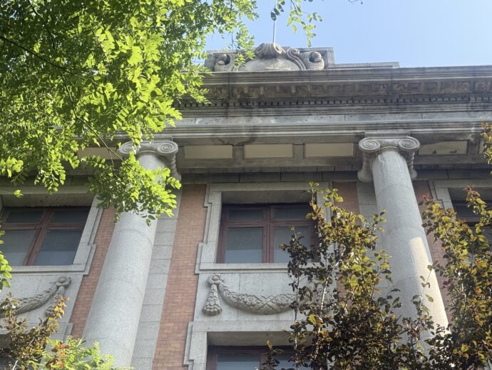 解放北路の建物