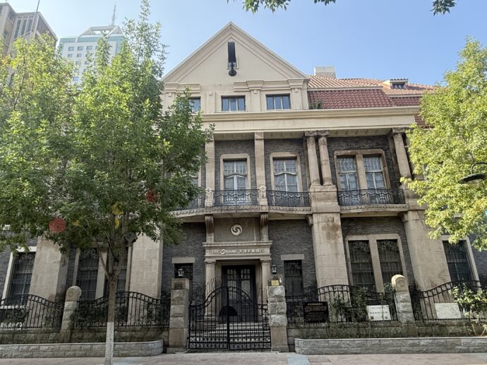 解放北路の建物