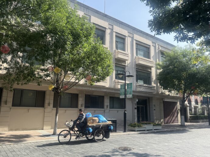 解放北路の建物