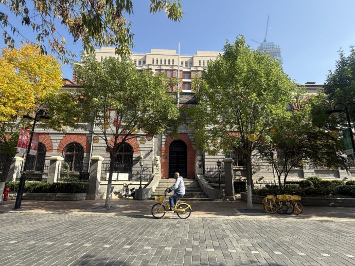 解放北路の建物