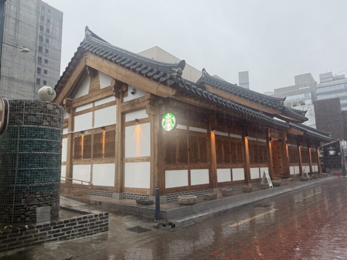STARBUCKS COFFEE 大邱鐘路古宅店