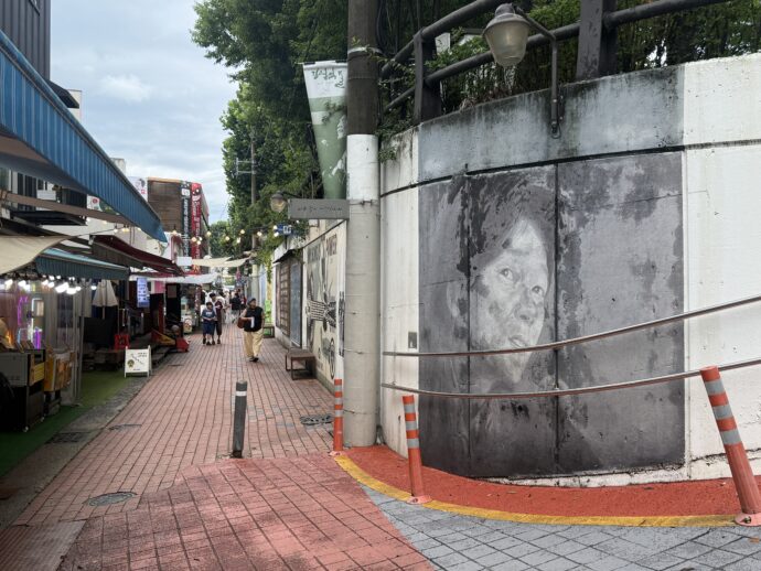 キムグァンソク壁画通り