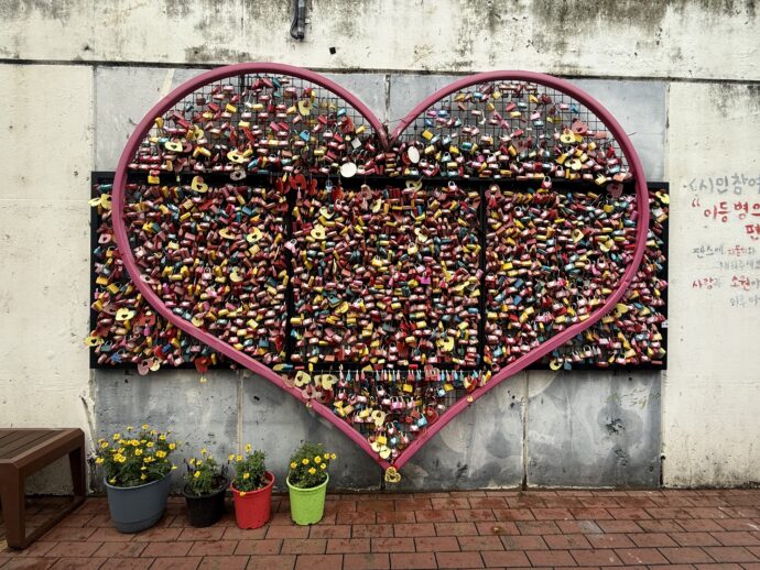 キムグァンソク壁画通り