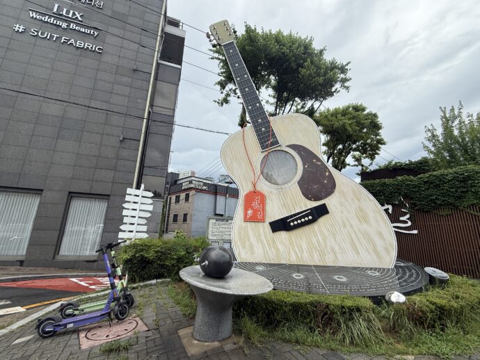 ギターのオブジェ