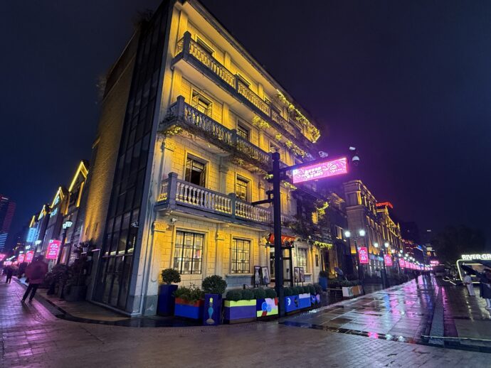 外灘の西欧建築ビル